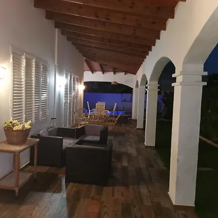 Palomayor Villa *